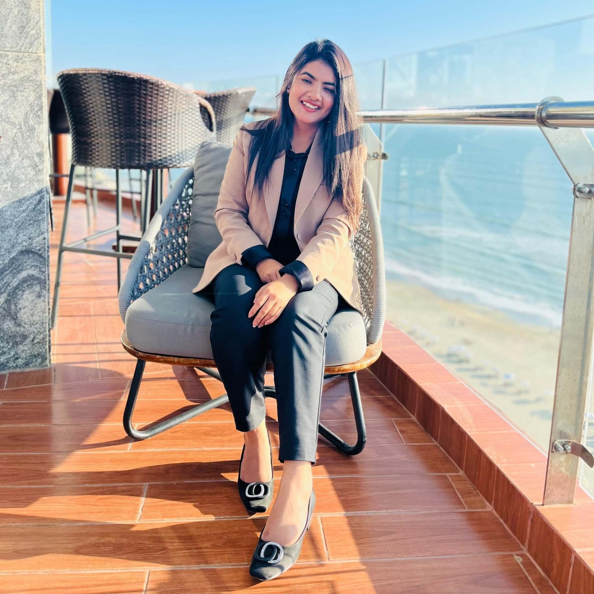 Prety Chowdhury — beachside elegance